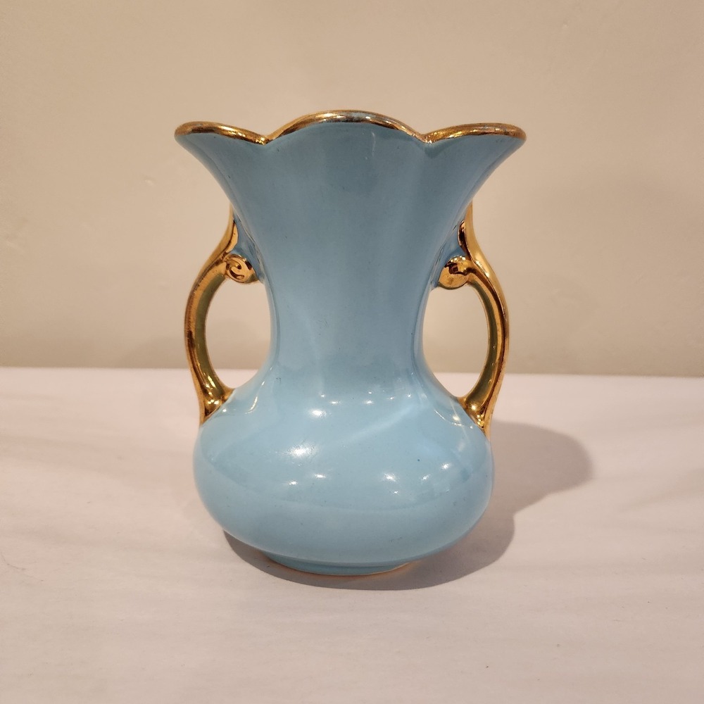 Pearl China Co. Trophy Vase 14k Gold Painted, Slight Scuff Marks, Pictured.